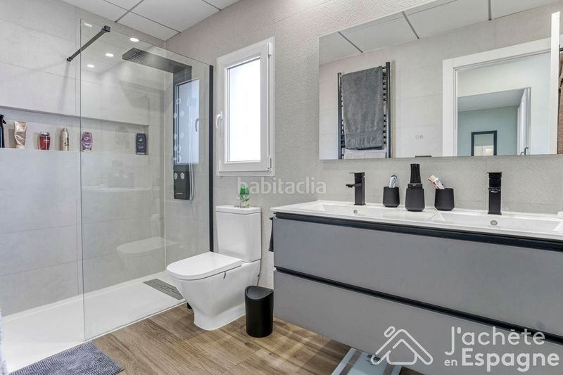 Foto 6e91364b-750e-47be-9423-7e82382d4e3a. Casa amb calefacció aparcament piscina a Urbanitzacions i Pedanies Sud Alzira