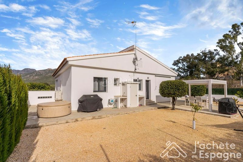 Foto a0ac1d94-42ab-43e6-b338-964b64861780. Casa amb calefacció aparcament piscina a Urbanitzacions i Pedanies Sud Alzira