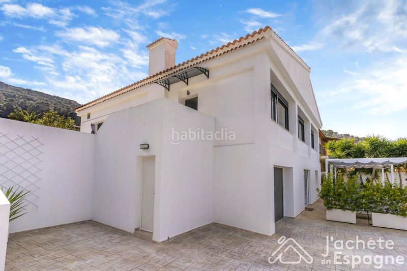 Foto e5ba96d1-1f33-4cf2-9392-6d9aa571aeec. Casa amb calefacció aparcament piscina a Urbanitzacions i Pedanies Sud Alzira