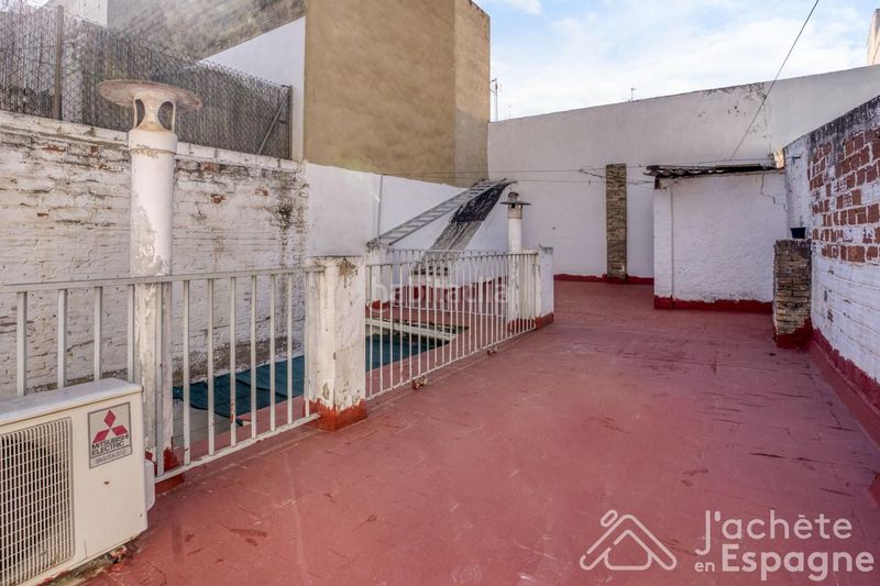 Foto 1172ae47-ccc2-42ed-86ac-4c79e5e83dd4. Casa amb aparcament a Massamagrell