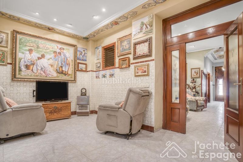 Foto ea03fad1-9f81-43d3-af4f-51e2dc1dd543. Casa amb aparcament a Massamagrell