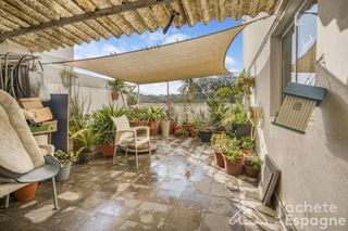 Appartamento  Dels gremis. Oportunidad en valencia ! vivienda con terraza.