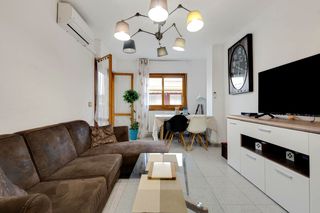 Piso  Germans pinzón. Luminoso apartamento amueblado con terraza