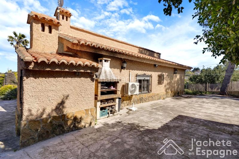 Foto 4c0c47df-46c4-43d4-bd88-f76f8831795d. Casa amb aparcament piscina a Monserrat
