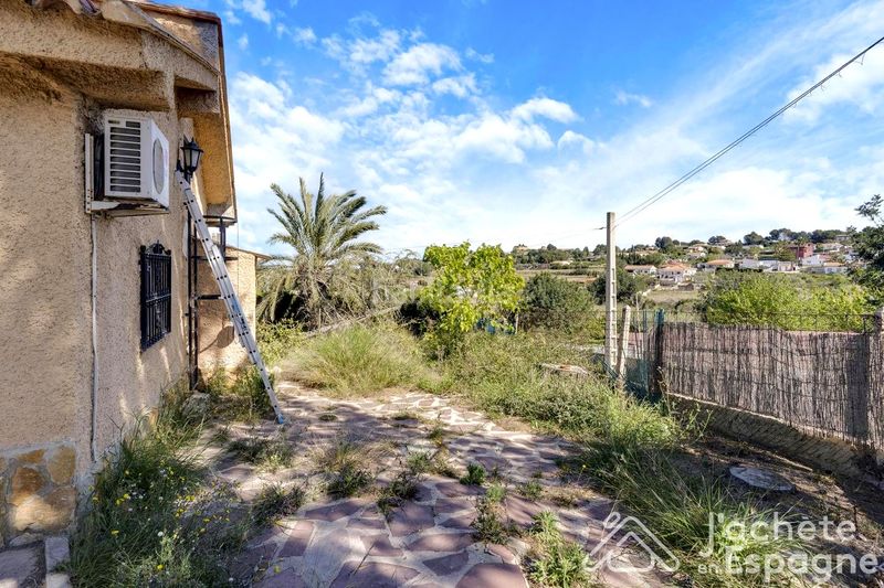 Foto f50fcb25-feba-4531-9325-54389cef58d4. Casa amb aparcament piscina a Monserrat