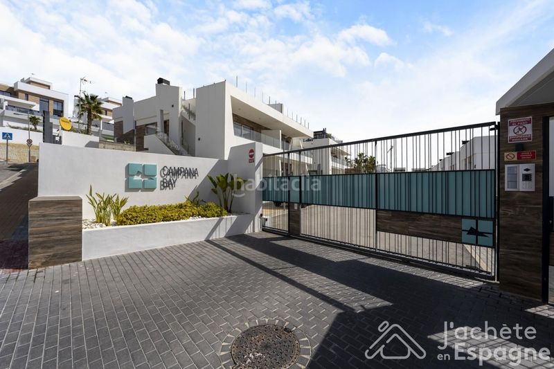 Foto 4cac5775-ab0b-462b-ac1f-3889dab8a5e0. Casa amb piscina a balcón de Finestrat-terra marina Finestrat