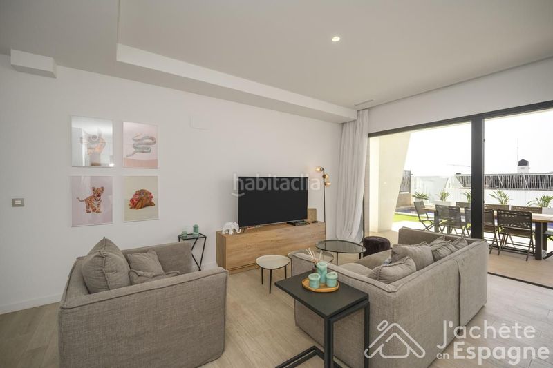 Foto 86d10f8a-010a-4a6a-a422-9e7ffc6519b7. Casa amb piscina a balcón de Finestrat-terra marina Finestrat