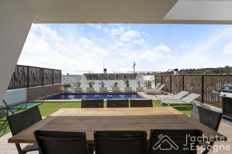 Foto c9551cbe-cff2-471e-b8ab-c872e2c3308d. Casa amb piscina a balcón de Finestrat-terra marina Finestrat