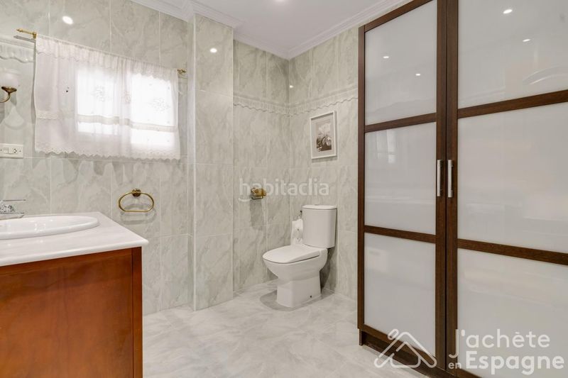 Foto 7e3b88de-2629-4f60-bdb8-ce6e4075d28b. Casa amb aparcament piscina a La Cañada Paterna