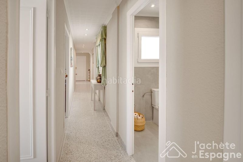 Foto 5607eeb8-898a-4fd4-a2fc-5a9a0abec918. Àtic amb calefacció aparcament a Casco Urbano Vinaròs