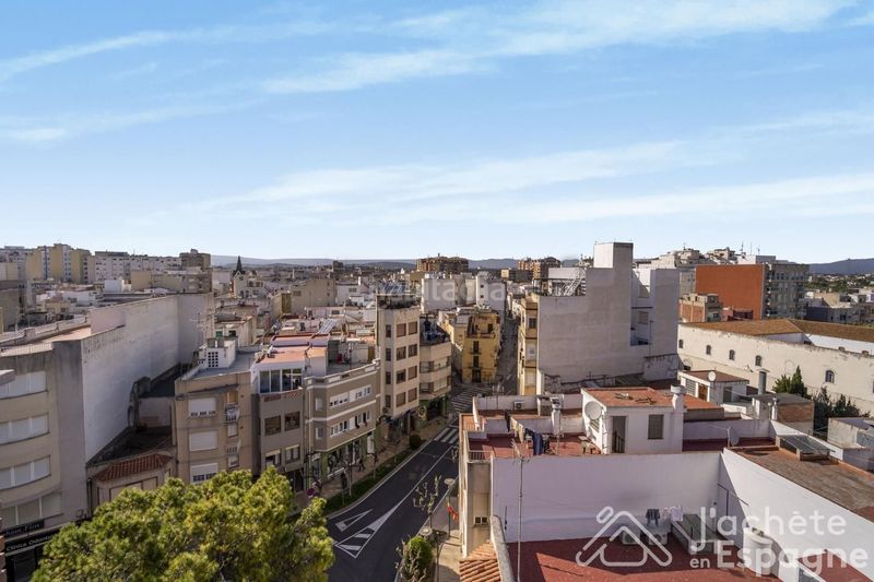 Foto 5f171887-6588-48bb-bb2f-4cf76b0b5021. Àtic amb calefacció aparcament a Casco Urbano Vinaròs