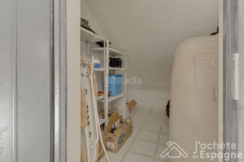 Foto 3a2ed789-f912-426a-a985-22c9d608fd92. Casa aparellada amb calefacció aparcament piscina a Paterna