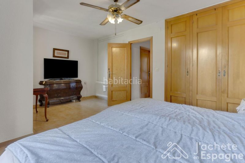 Foto 6f1ab9cb-db38-4afd-981b-68b20fbf1884. Casa aparellada amb calefacció aparcament piscina a Paterna