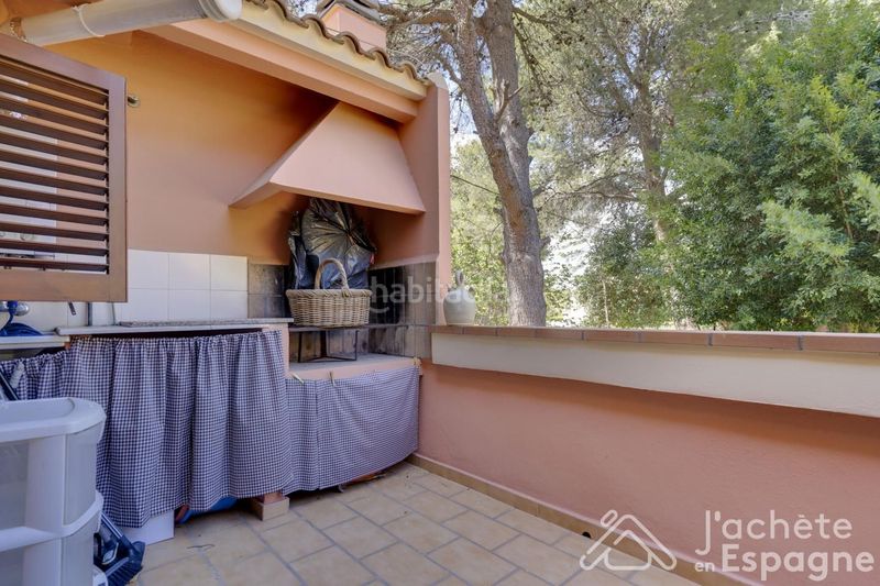 Foto a58f81d7-34e6-4a7d-8451-ca3509bfe372. Casa aparellada amb calefacció aparcament piscina a Paterna