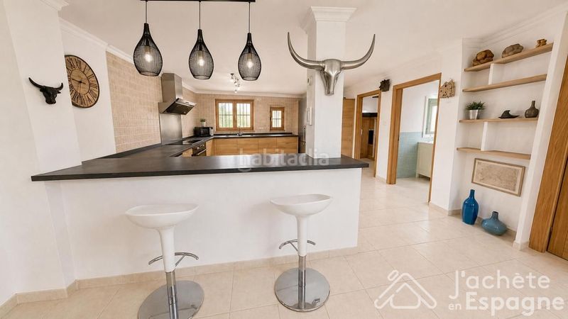 Foto 15daa220-e09f-4982-853b-9275d98f4a14. Casa amb aparcament piscina a Centro-El Castillo Sagunt