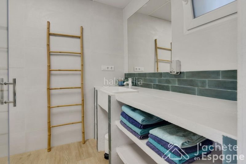 Foto 330ebd9a-7920-4f8c-bc93-05d5e23ffa60. Casa amb aparcament piscina a Centro-El Castillo Sagunt