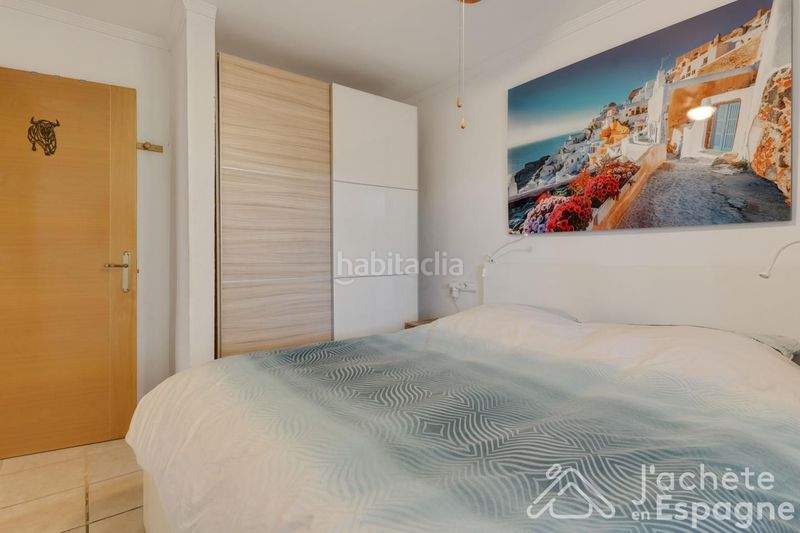 Foto 431bf6bd-8d08-4c48-8628-74dded6c381f. Casa amb aparcament piscina a Centro-El Castillo Sagunt
