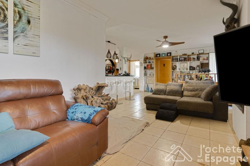 Foto bca93f95-5436-4bab-9aad-c3d8ede1e5c1. Casa amb aparcament piscina a Centro-El Castillo Sagunt
