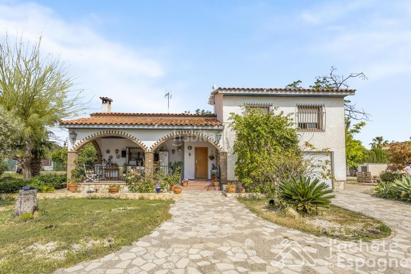 Foto 87cd314a-7f80-492e-bd2a-9be09cfeb43b. Casa amb aparcament piscina a Villamontes-Boqueres Sant Vicent del Raspeig