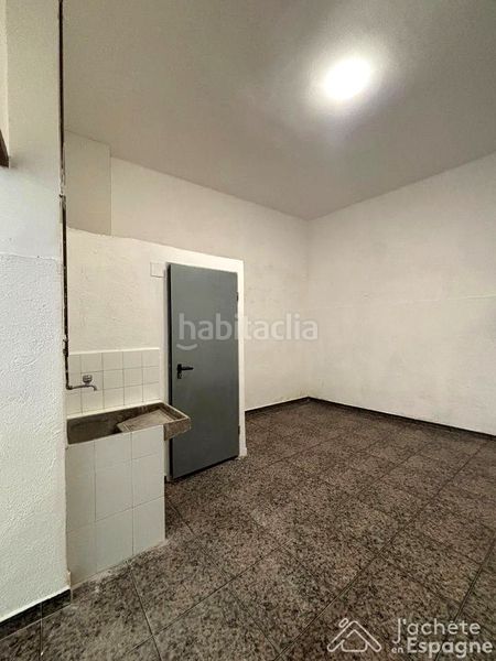 Foto f0a53d9e-779f-4461-b7b0-2348a2fe4447. Edifici a d'en pere bretó 8 a Pueblo Benicarló