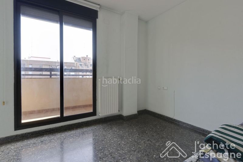 Foto 09bd7917-124d-41dc-a8ab-98e5e7b22856. Duplex con riscaldamento parcheggio in La Creu del Grau Valencia