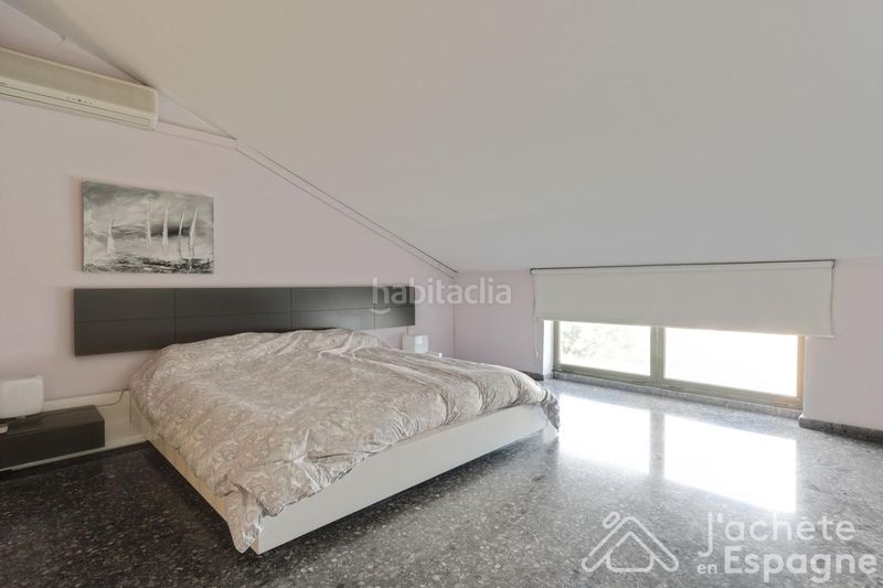 Foto 9fddfc67-e907-4d91-9bb4-368d94c2caa0. Duplex con riscaldamento parcheggio in La Creu del Grau Valencia