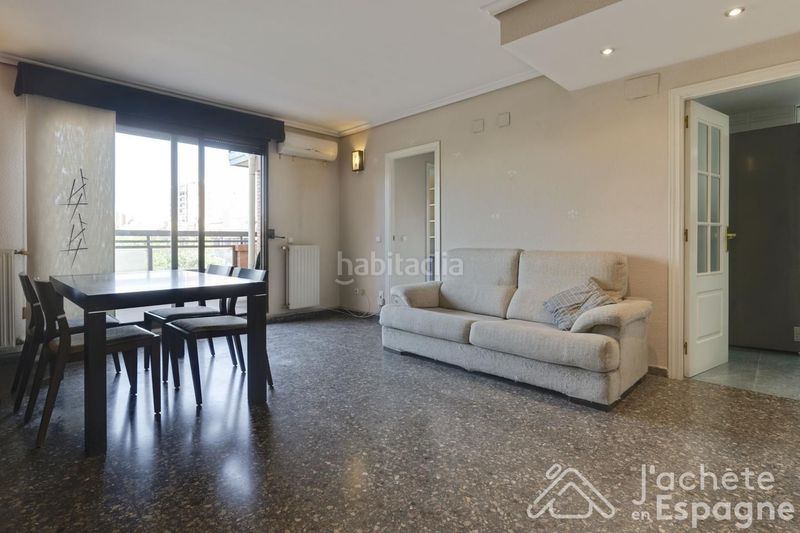 Foto ee3adde1-31fb-41c6-8f58-8f680b55230c. Duplex con riscaldamento parcheggio in La Creu del Grau Valencia