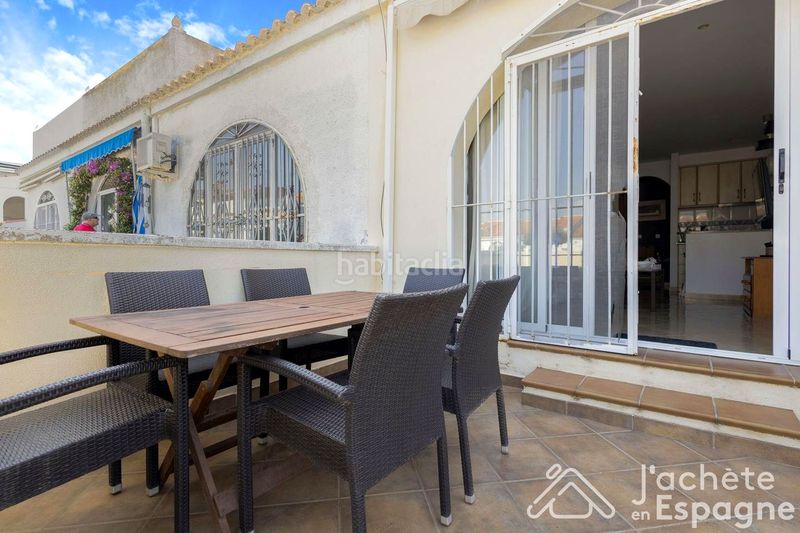 Foto d2e75287-1659-4204-b11d-3fb796240331. Casa a Zona Carrefour - Urbanizaciones Torrevieja