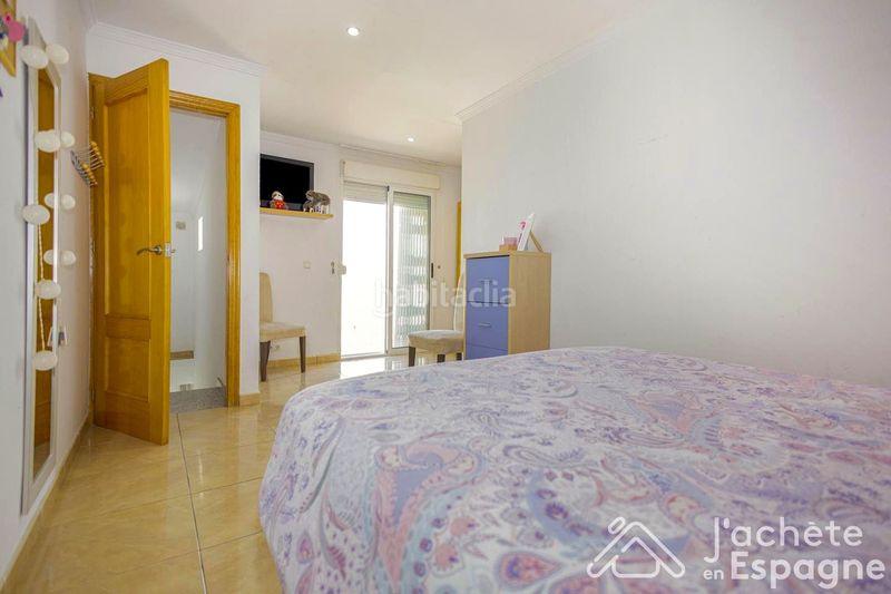 Foto e9e0cf88-5c2f-491d-837a-685f1b8ce1b4. Casa a Zona Carrefour - Urbanizaciones Torrevieja
