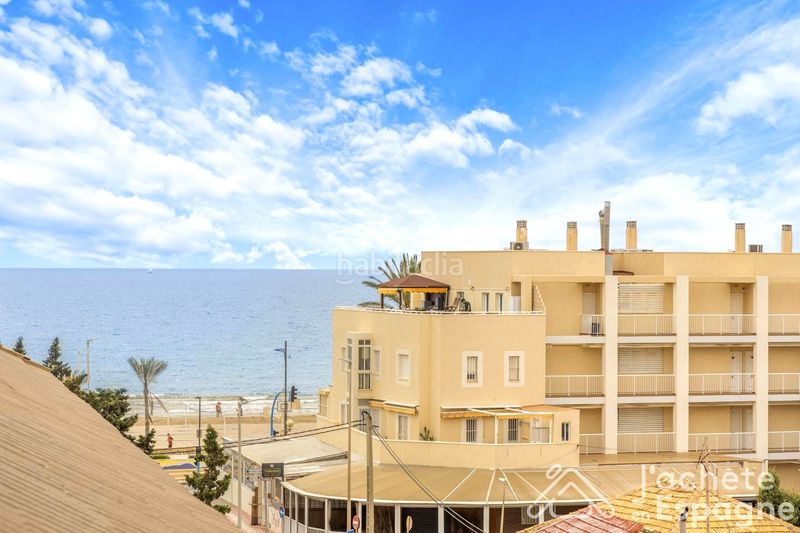 Foto c051eb31-c498-49e1-9c08-6126554fc565. Àtic amb aparcament a Playa Muchavista Campello (el)