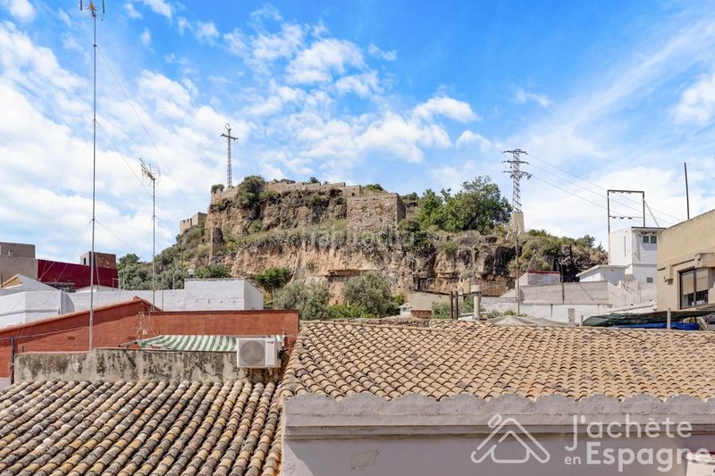 Foto 39a0054e-0b5d-4197-8308-ad05fd3c26a9. Casa a Centro-El Castillo Sagunt