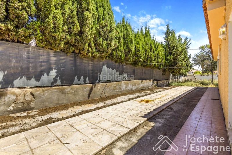 Foto cd2e8d3b-5c46-402d-90d6-e0266967322e. Casa amb aparcament a Bonalba-Cotoveta Mutxamel