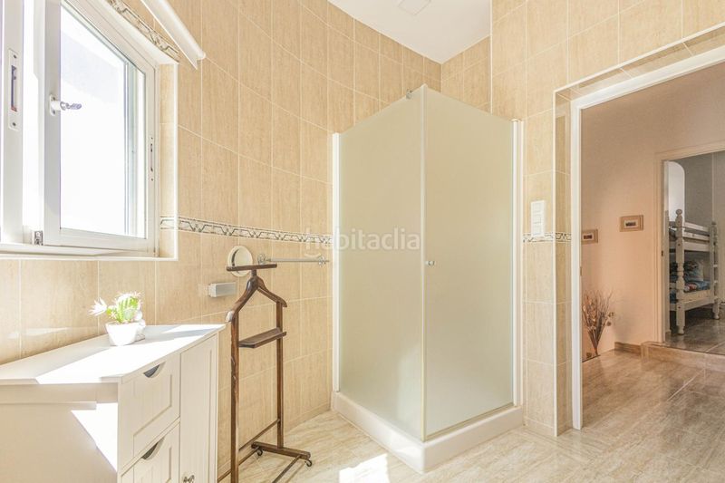 Foto 17b7dd60-b578-47b7-9bbd-9a0f4d0e35dc. Casa amb aparcament piscina a Pedreguer