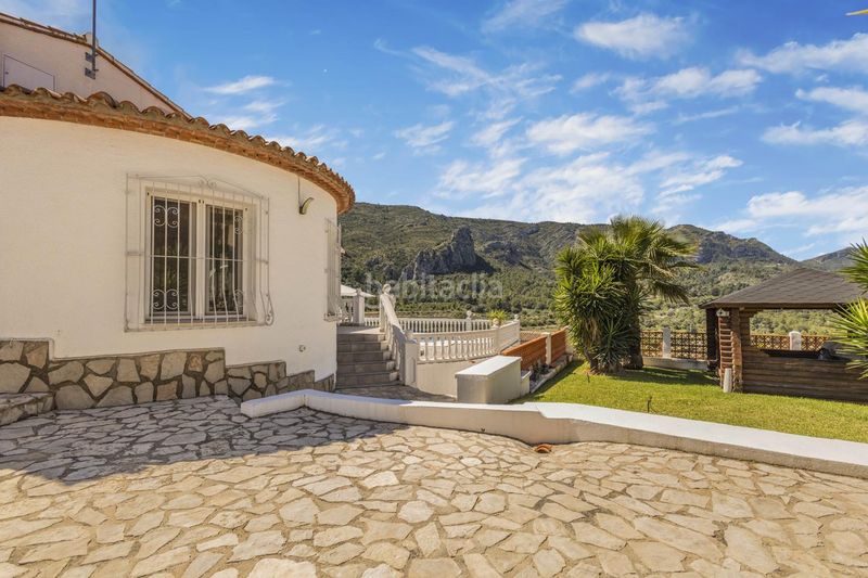 Foto 981863e6-7fab-4b00-973d-d087fe30dde8. Casa amb aparcament piscina a Pedreguer
