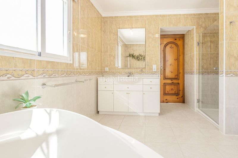 Foto e3584bfa-e869-4938-9901-56935795c890. Casa amb aparcament piscina a Pedreguer