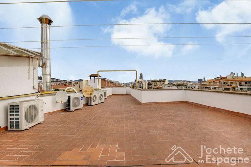 Foto 4e055a97-375c-426a-af0e-6ed19282e9db. Apartament amb calefacció a La Sagrera Barcelona