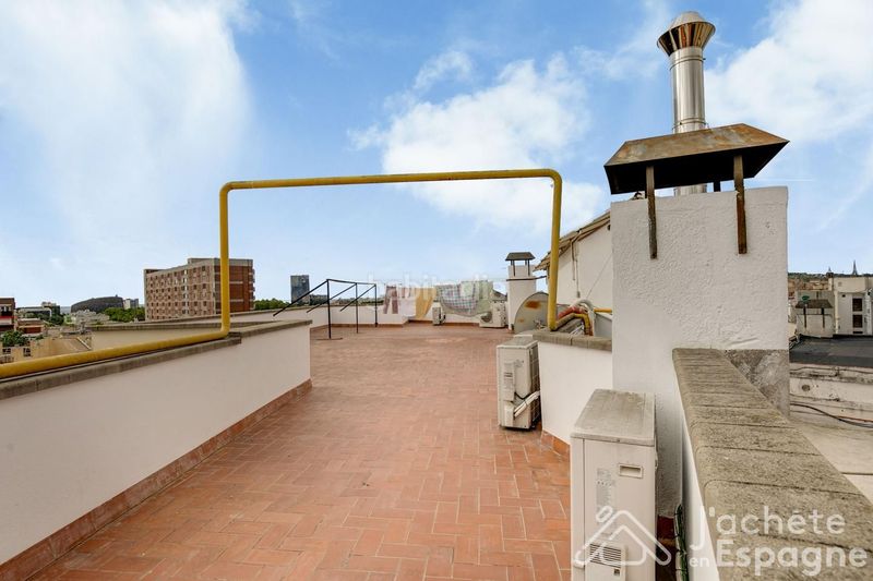 Foto 6ef9228d-64b9-4ef1-bcaa-2f140666b81f. Apartament amb calefacció a La Sagrera Barcelona
