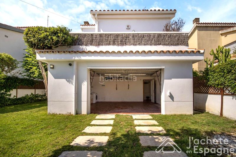 Foto 5383297e-e594-487b-bf01-fda11d1ca32f. Casa amb aparcament piscina a Costa Norte Vinaròs