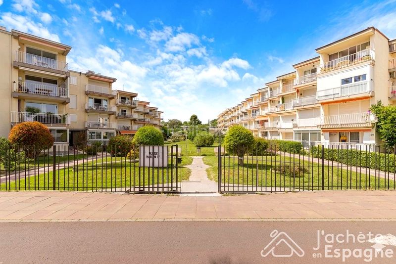 Foto 939ec2b4-766f-4356-993f-d4c87b59d674. Apartament amb aparcament a Cambrils port Cambrils