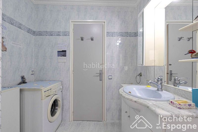 Foto e0222a21-0ddc-40cf-857f-e74ba60c014a. Apartament amb aparcament a Cambrils port Cambrils