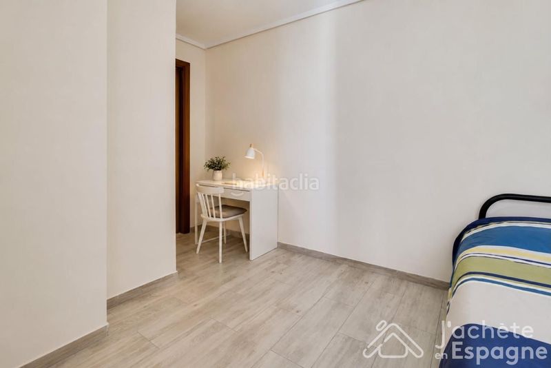 Foto 82bed6ed-dee8-4cea-99b0-8ec130685fd7. Apartament a La Creu del Grau Valencia