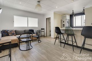 Apartment  De les illes canàries. Magnífico piso reformado   la creu del grau