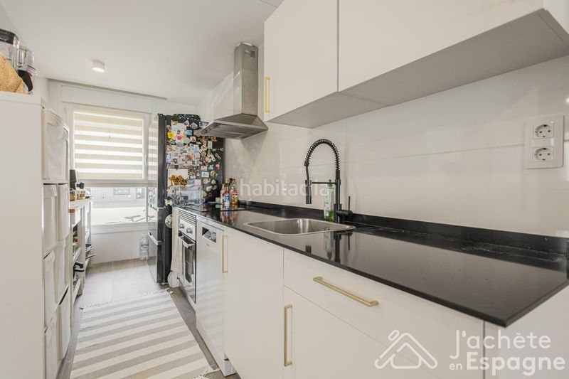 Foto f11ae33b-a8f5-4775-bae7-581ed2c7ade6. Casa amb piscina a Centro Mutxamel