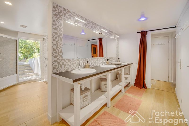 Foto d1dc3790-e4c7-4d86-96d6-48a057d4224d. Casa amb aparcament piscina a Roda de Barà