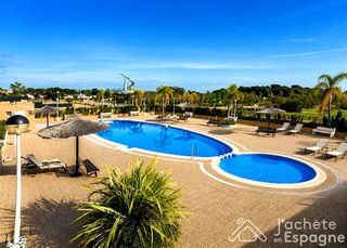 Pis  Central. Fantástico apartamento con terraza, vistas al mar, garaje y tras