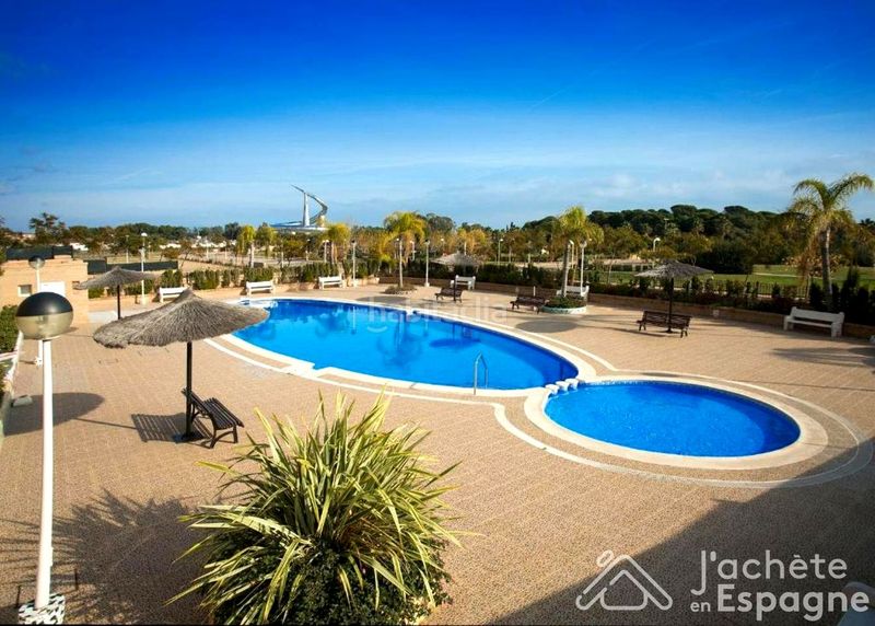 Foto 4b0855e5-0fc1-4bce-9e2b-abdfb221e110. Pis amb aparcament piscina a Jardines del Mar Oropesa del Mar