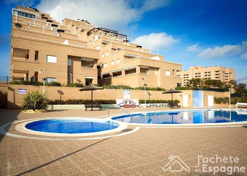 Foto 87e00152-f088-41c4-8986-89f60a644d0d. Pis amb aparcament piscina a Jardines del Mar Oropesa del Mar
