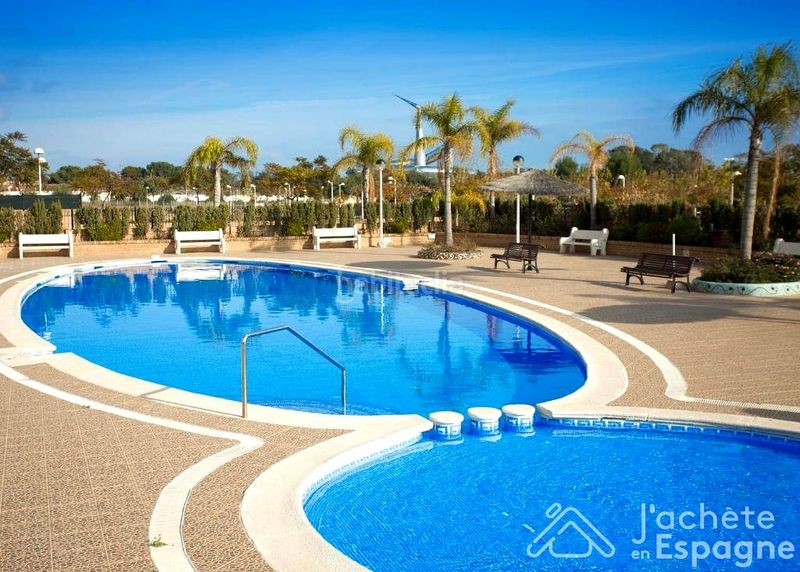 Foto ebe2a147-3946-4295-97d3-3fcfddbb89c4. Pis amb aparcament piscina a Jardines del Mar Oropesa del Mar