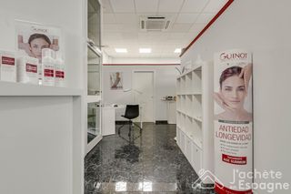 Traspàs Local Comercial  Calle valencia. Traspaso  centro de estética