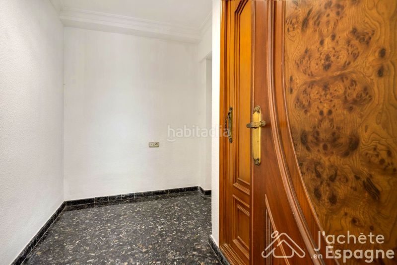 Foto 5e059092-cc89-45b2-9092-60b29349e242. Pis a La Raïosa Valencia